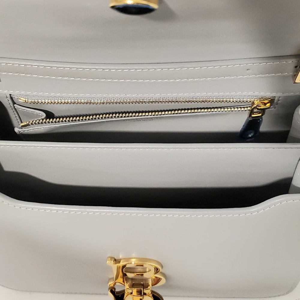 Burberry Purse - Picture 2 of 2